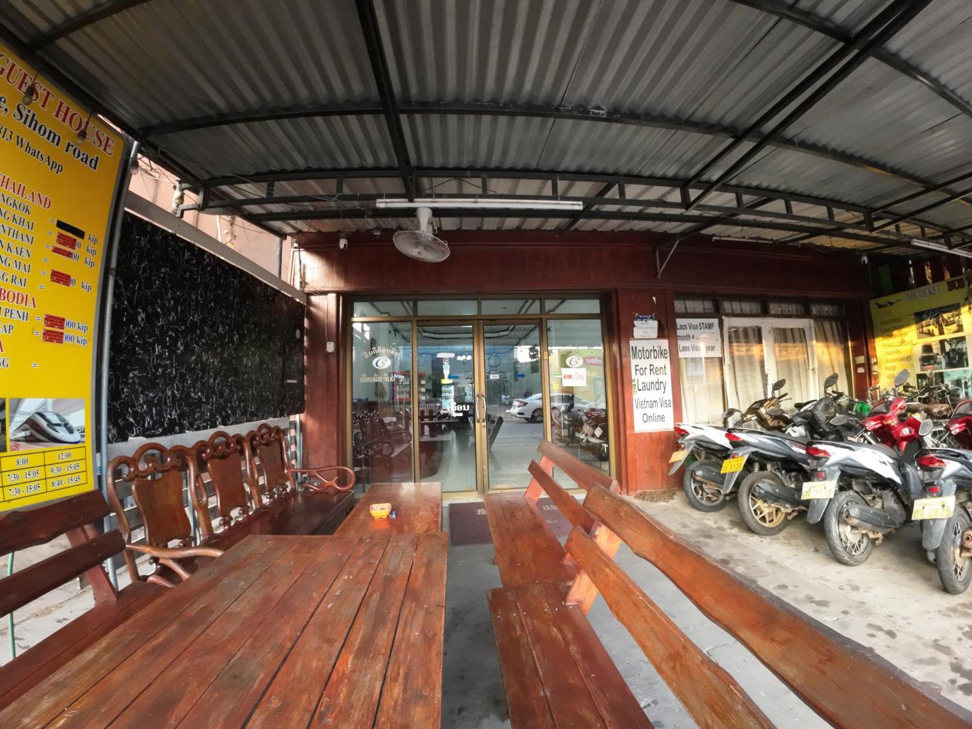 Intouch Guest House Vientiane Exterior foto