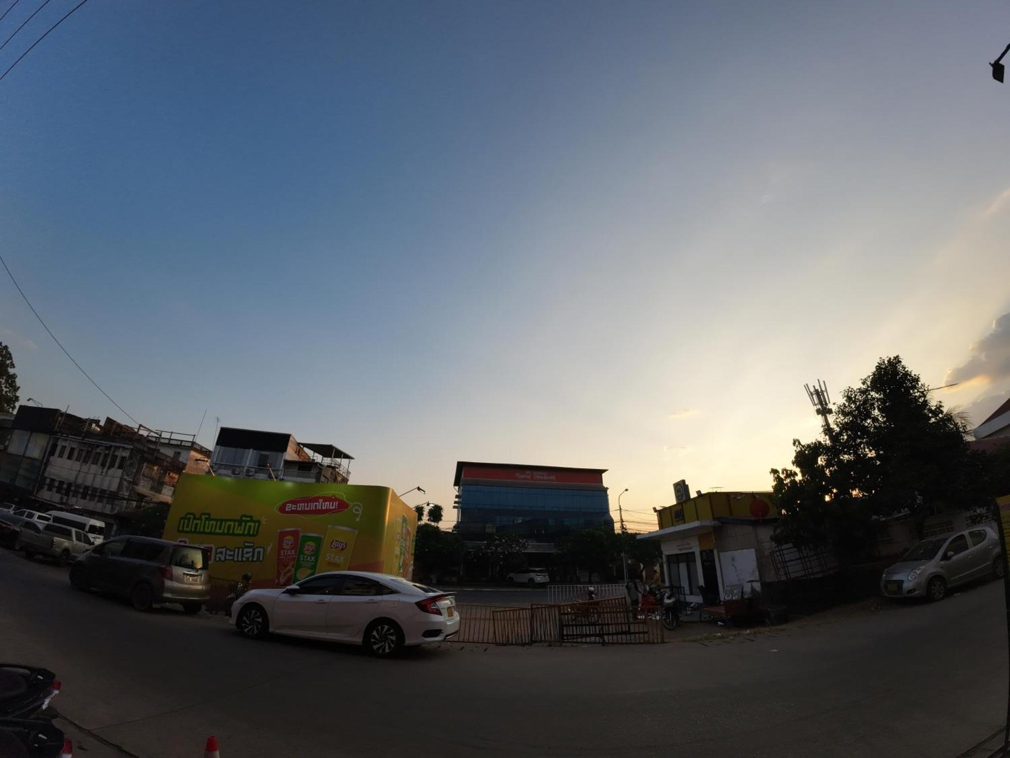 Intouch Guest House Vientiane Exterior foto