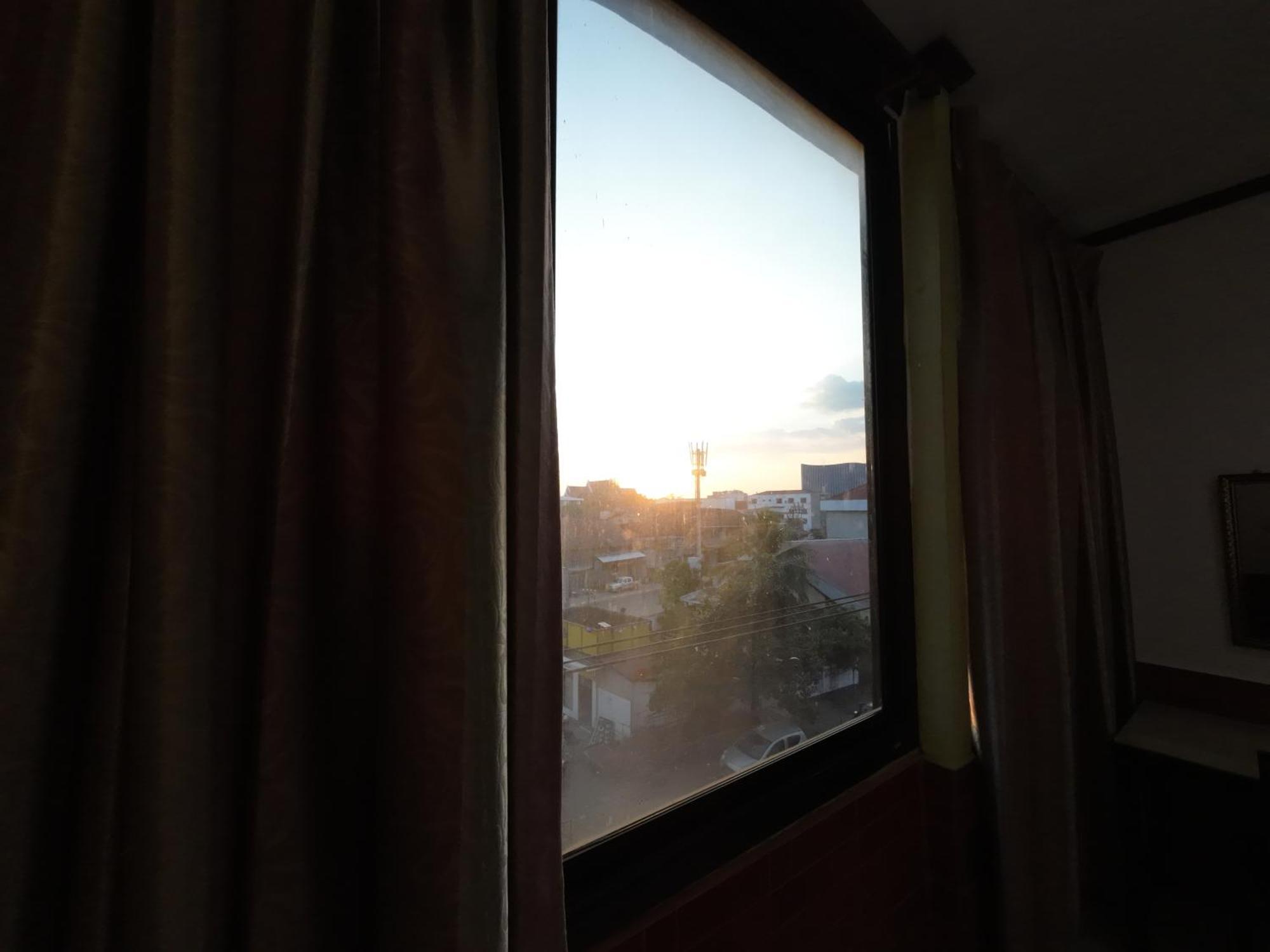Intouch Guest House Vientiane Exterior foto