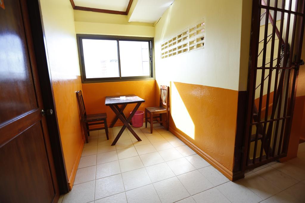 Intouch Guest House Vientiane Exterior foto